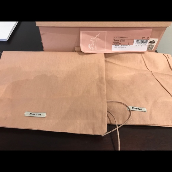 Miu Miu Patent Leather Platform Heels- size 39 - Picture 3 of 5